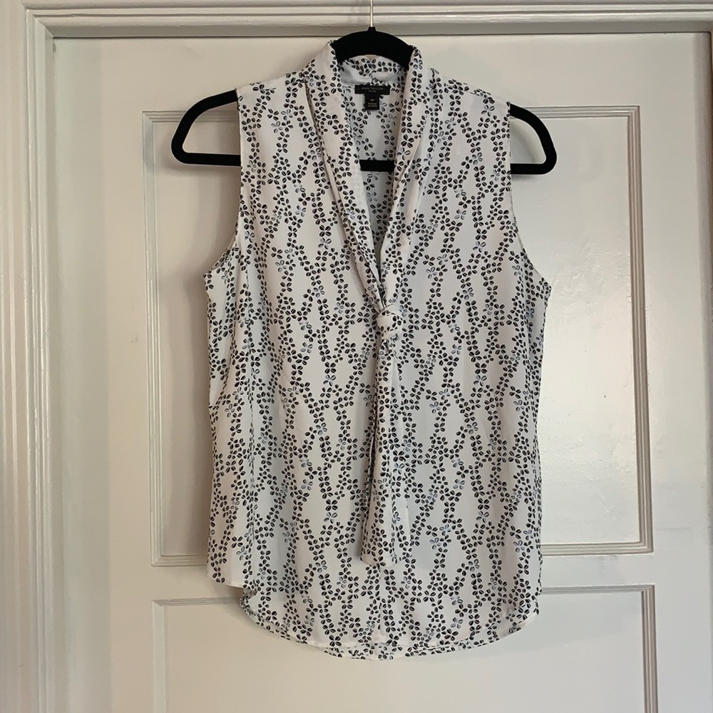 Navy & white floral tie-front blouse